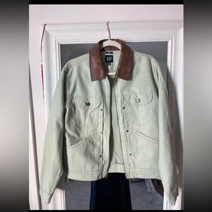 GAP unisex Green barn Jacket with Brown Collar Sz XS